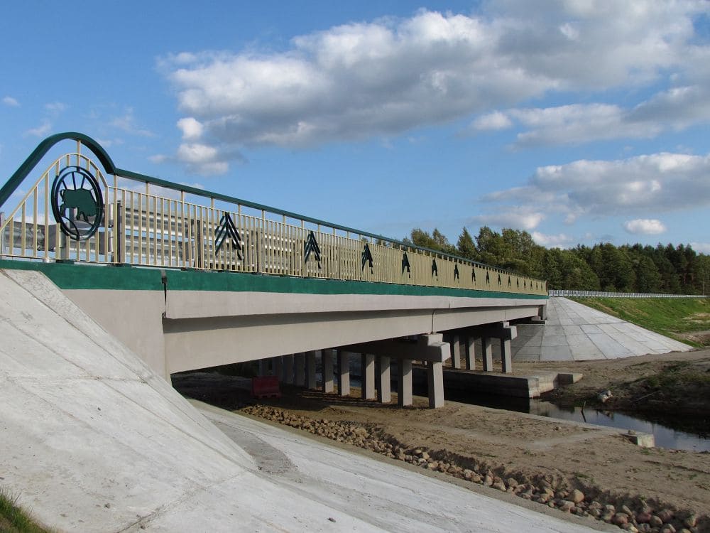 Мост на автомобильной дороге Обход Национального парка Беловежская пуща